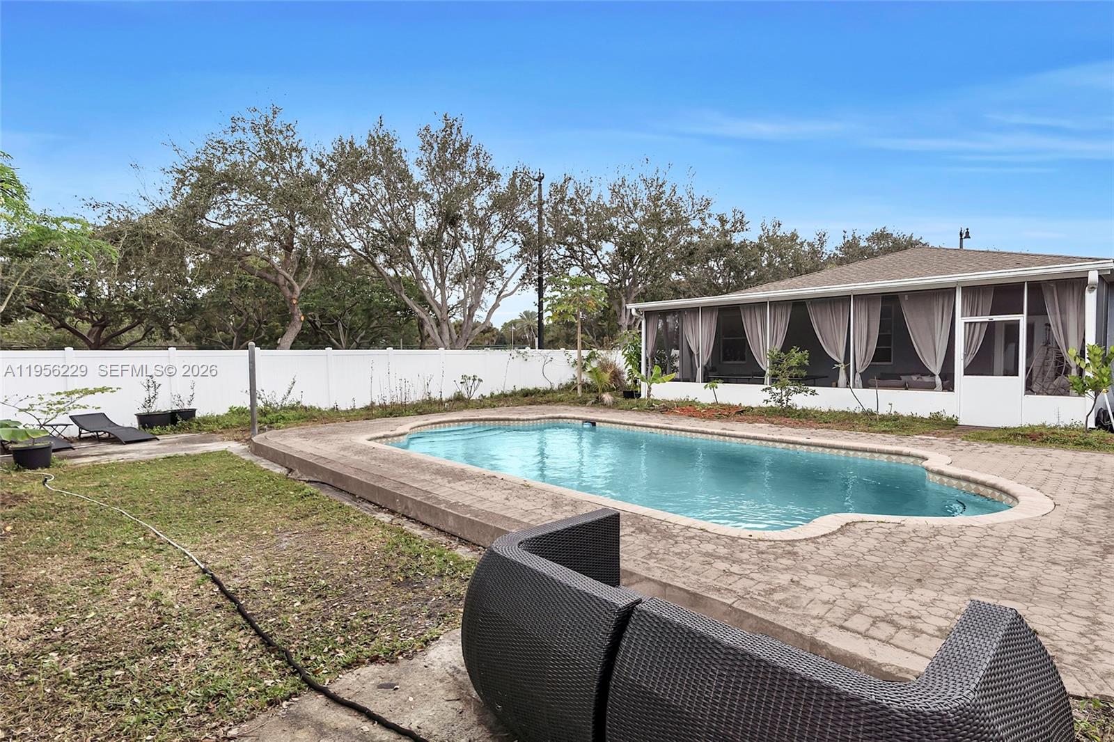 POMPANO BCH COMMUNITY - Residential