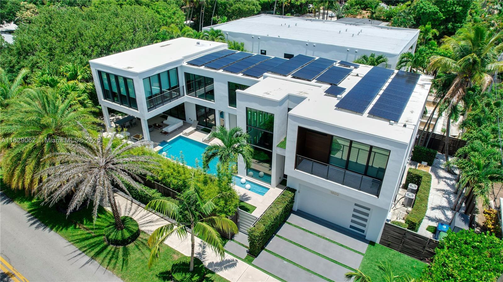 A Modern Masterpiece in the heart of Victoria Park. Discover The perfect harmony of bold Design and Contemporary Luxury in this Stunning Solar - Powered Estate.This 4 bedroom, 4.5 bathroom residence is a true work of art -where vibrant style meets hight -end innovation .Inside, You'll finfan expansive open layout filled with natural light, thanks to dramatic floor-to ceiling windows that blur the lines between indoor and outdoor living. Lighting,SomFy Electric Blinds, ceiling fans, garage doors, main gate and Sonos Sound system Via voice commands or touch panel.Offered fully furnished, this home is the epitome of turnkey luxury- where artistic Sophistication meets cutting edge comfort. The picture and videos of the property are coming soon