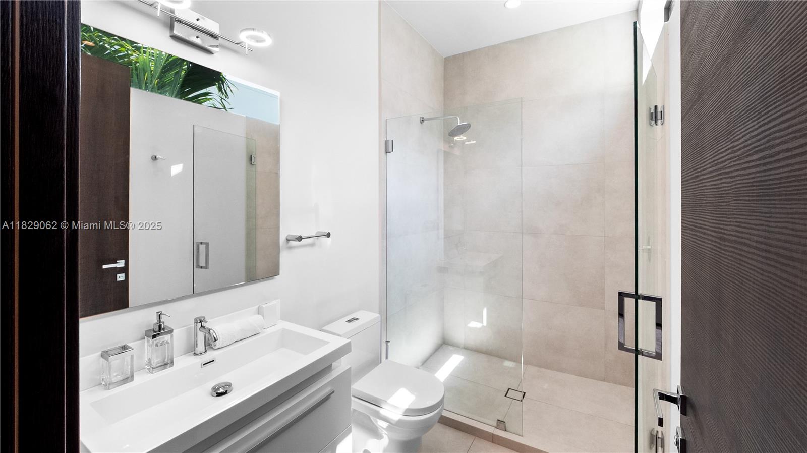 MIDDLE RIVER PARK 5-28 B - Residential