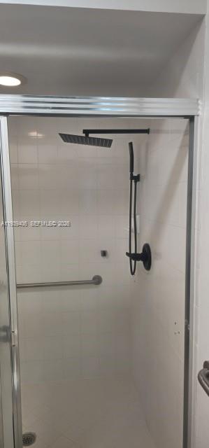 HOLLY CREEK - Residential