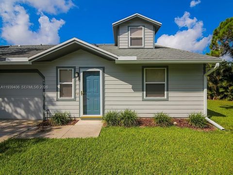 651 NE Wax Myrtle Way Jensen Beach FL 34957