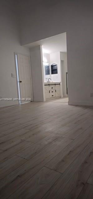 HOLLY CREEK - Residential