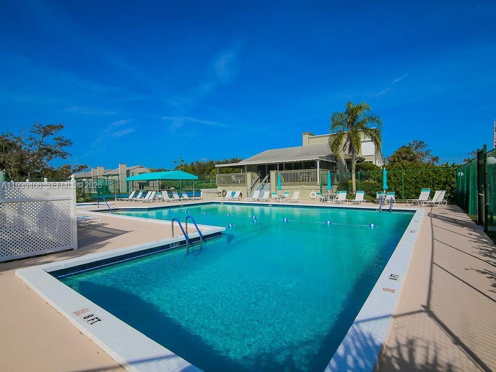 HOLLY CREEK - Residential