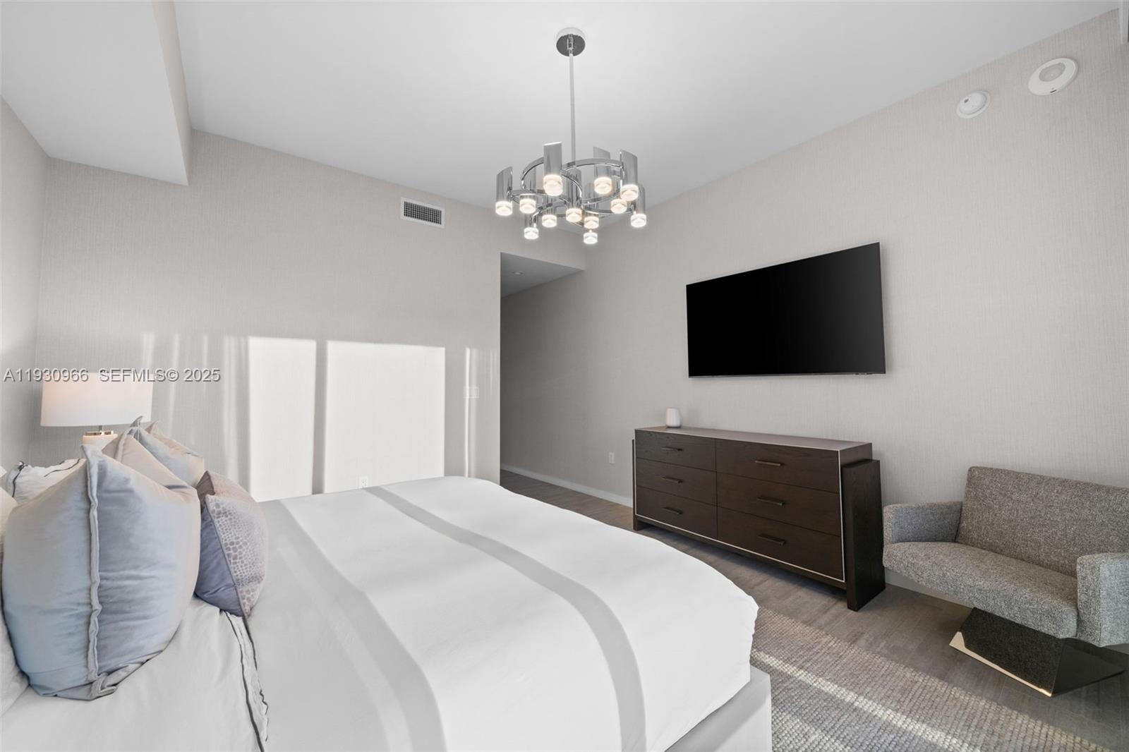 BRICKELL FLATIRON CONDO - Residential