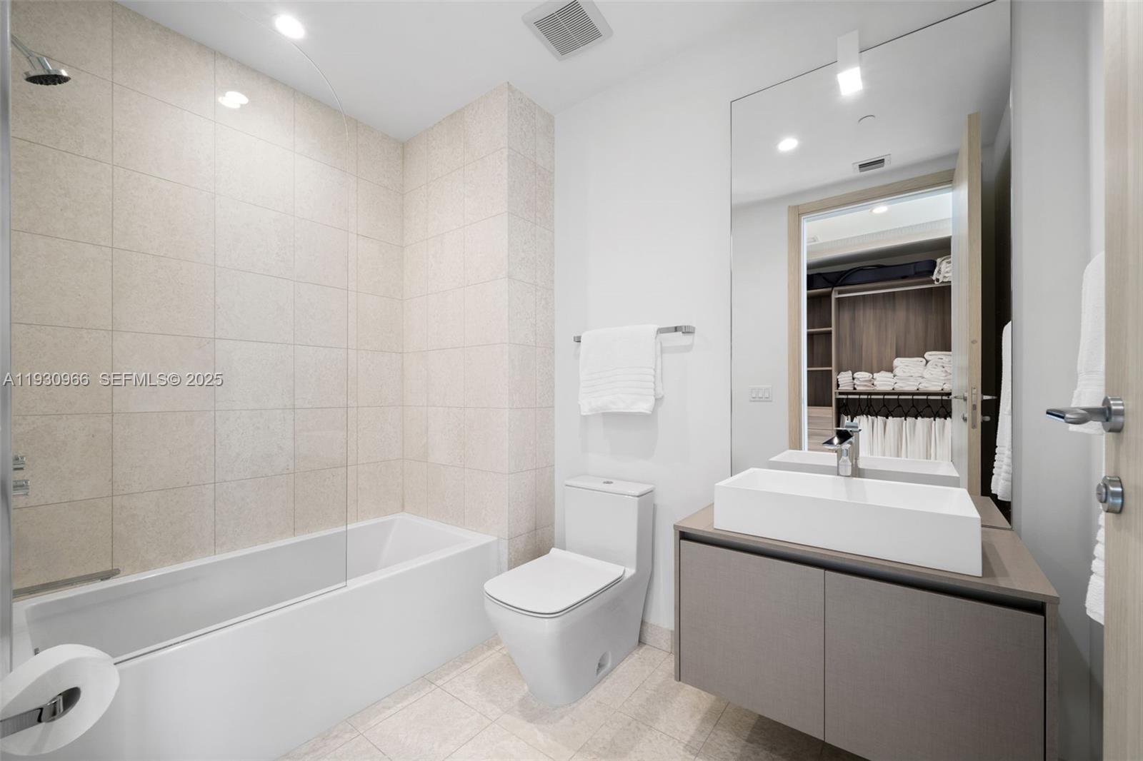 BRICKELL FLATIRON CONDO - Residential