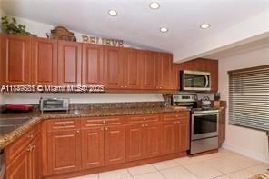 CORAL RIDGE ADD B - Residential Lease