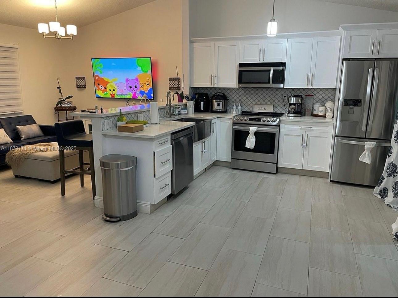 ARISTOTLE SUB PH III - Residential