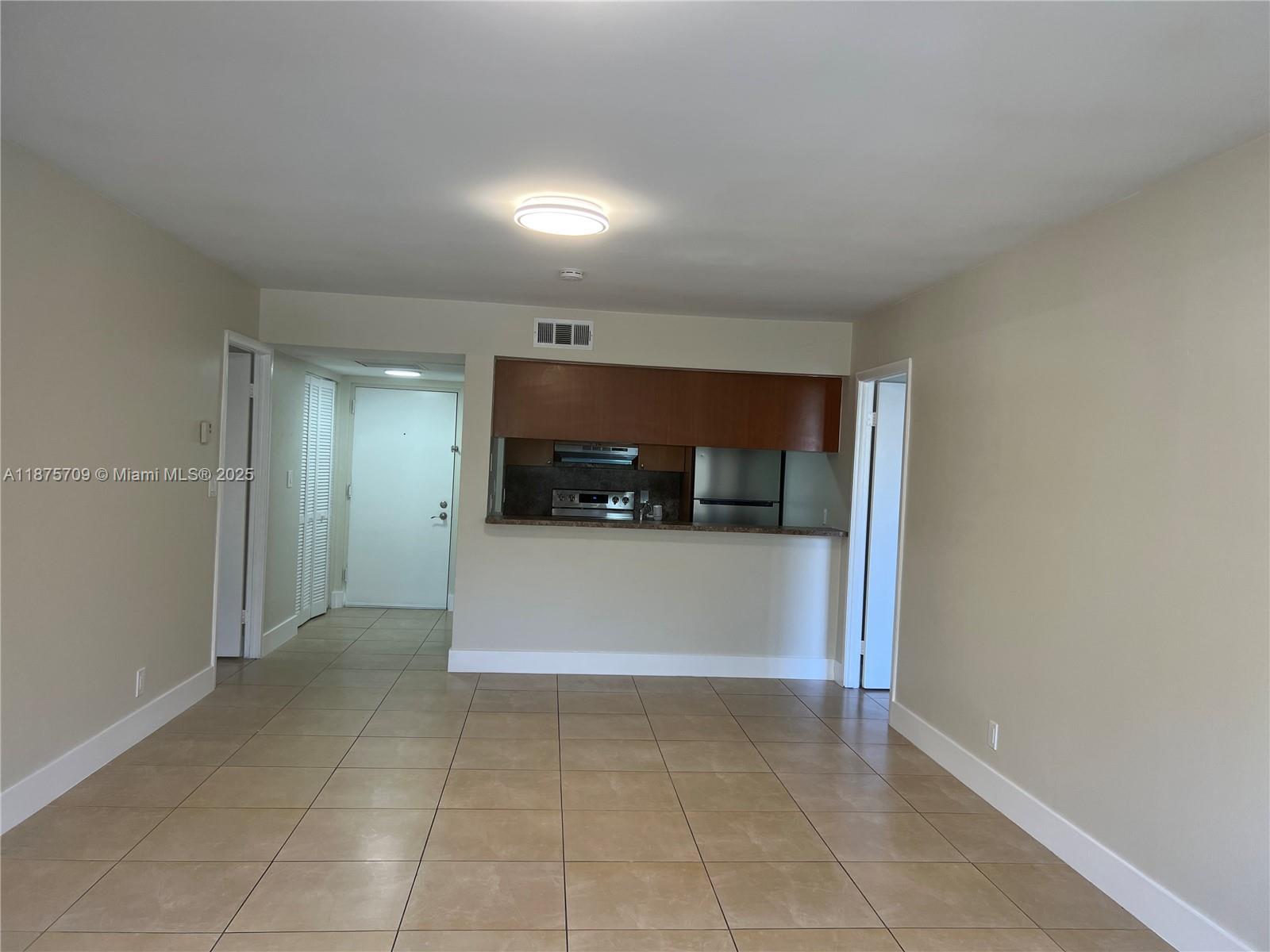 LAS VISTAS AT DORAL CONDO - Residential