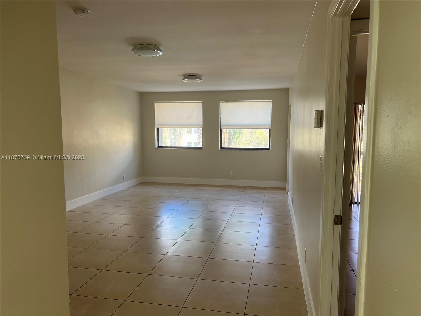 LAS VISTAS AT DORAL CONDO - Residential