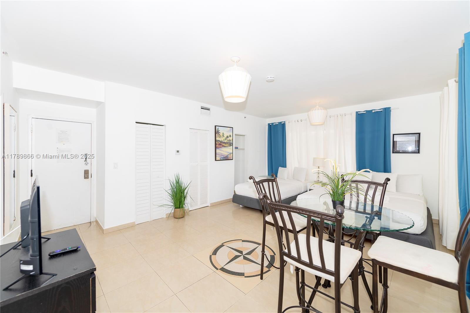918 Ocean Dr 203
