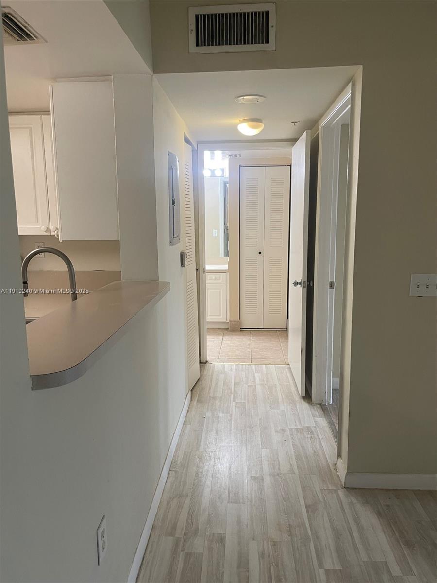 LAS OLAS BY THE RIVER CON - Residential