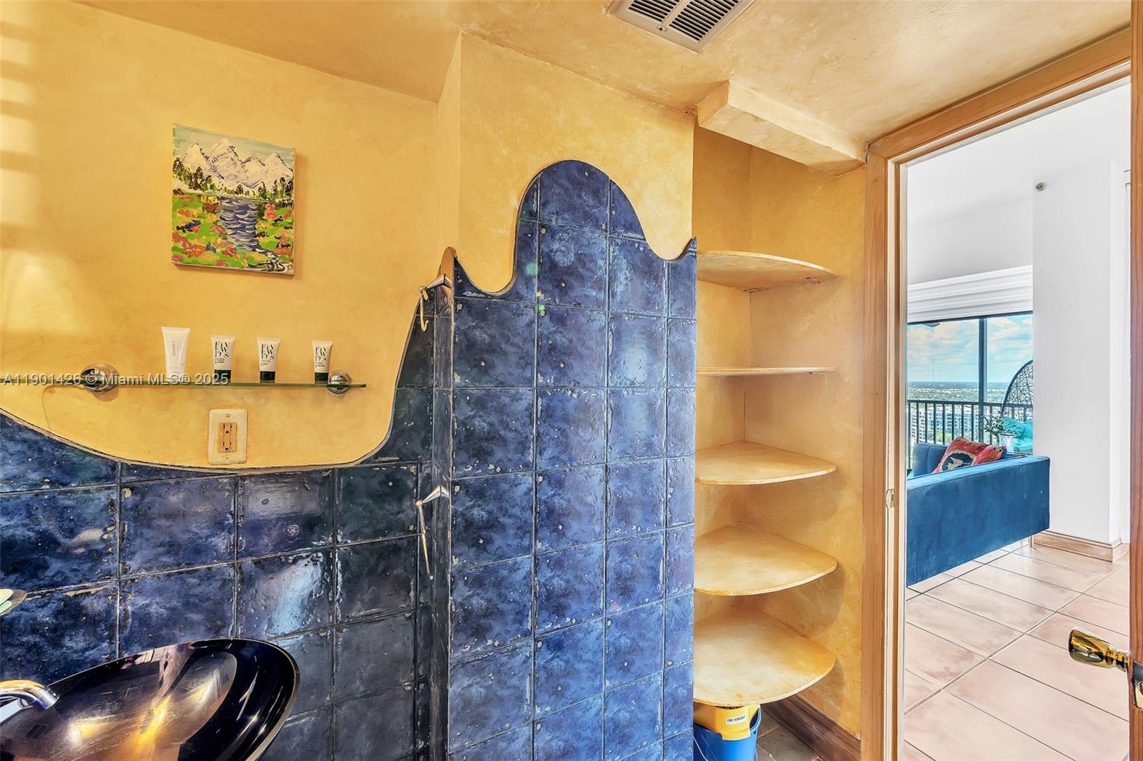 CORONADO CONDO- TOWER II - Residential