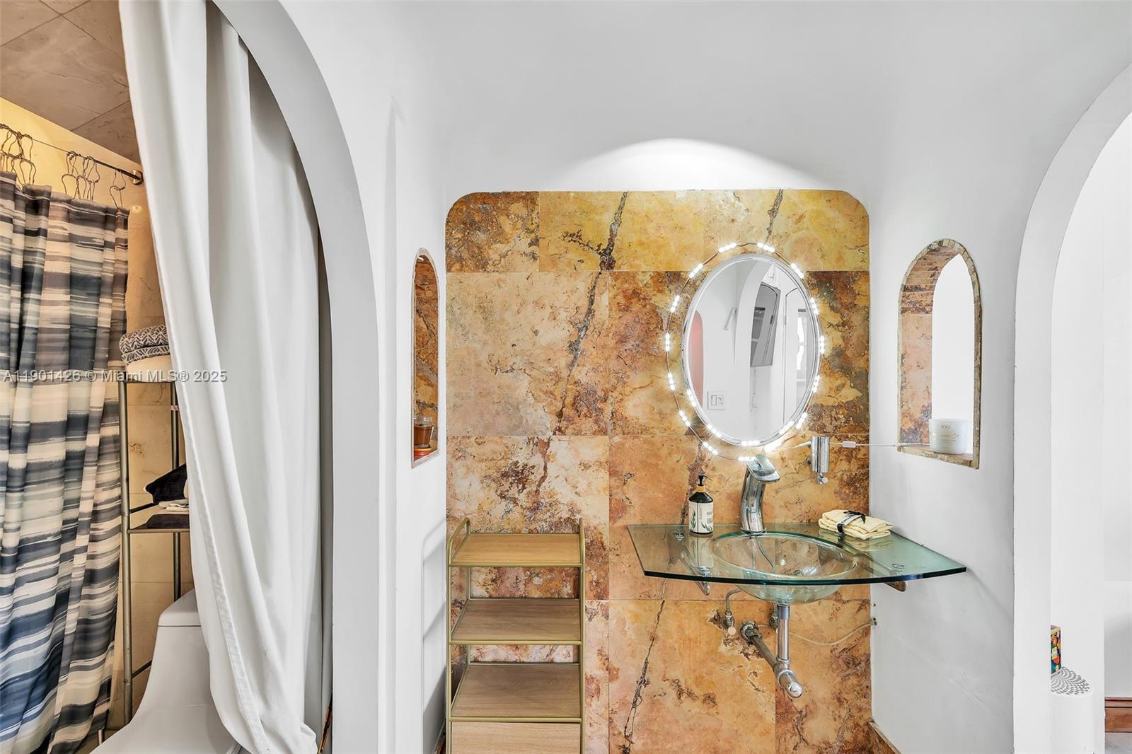 CORONADO CONDO- TOWER II - Residential