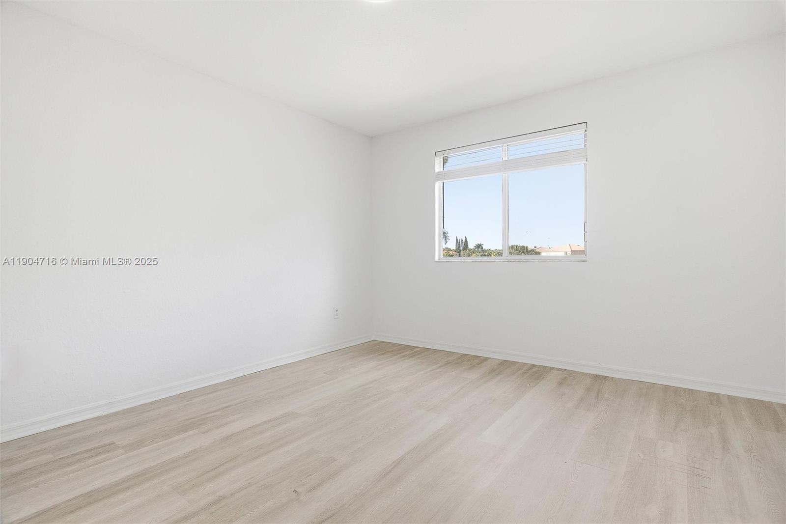 SILVER FALLS - Residential