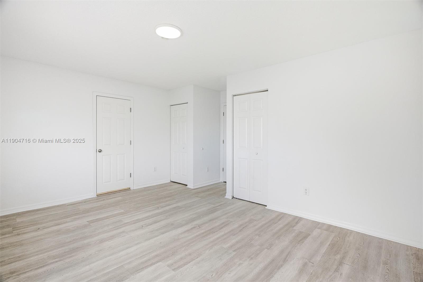 SILVER FALLS - Residential