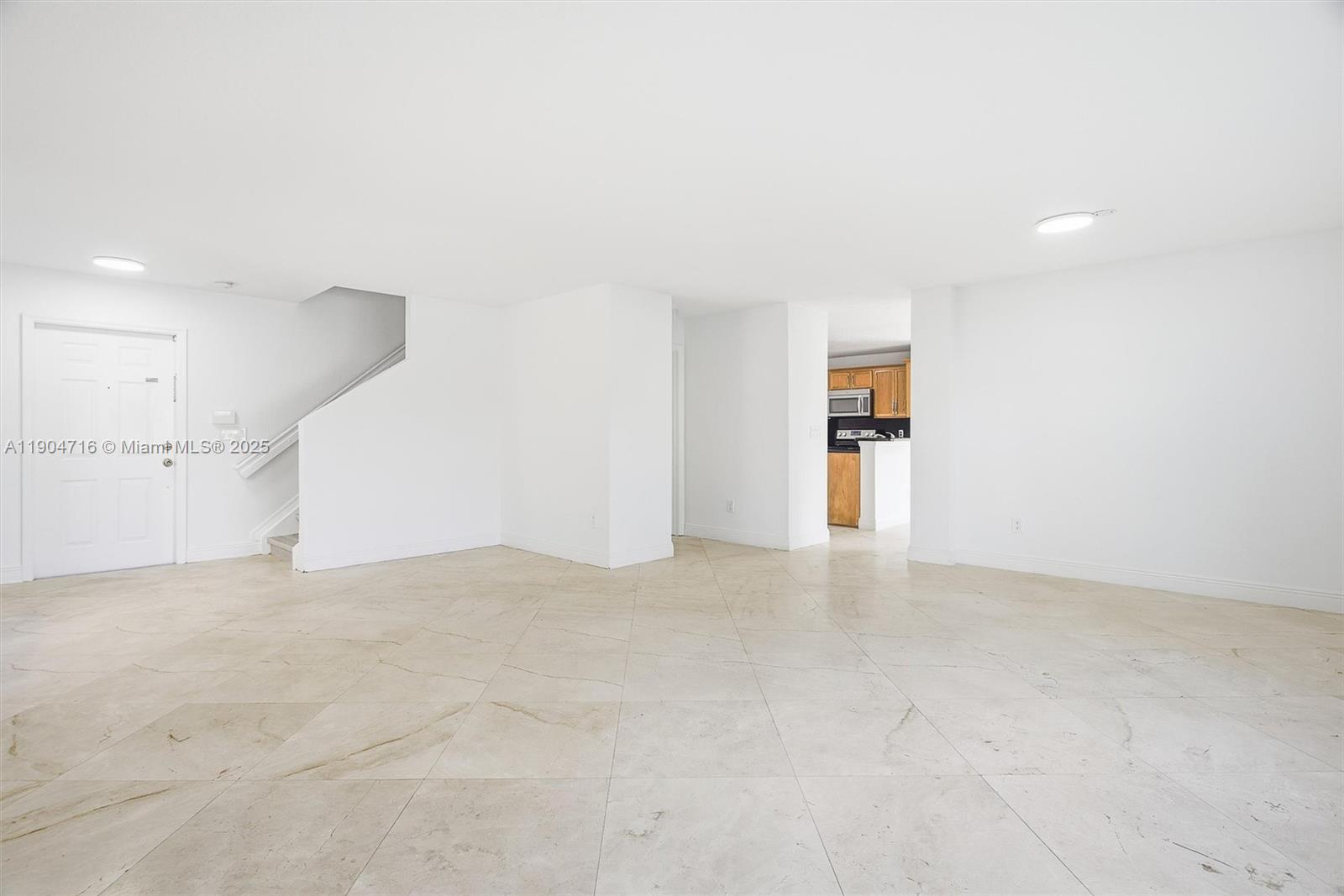 SILVER FALLS - Residential