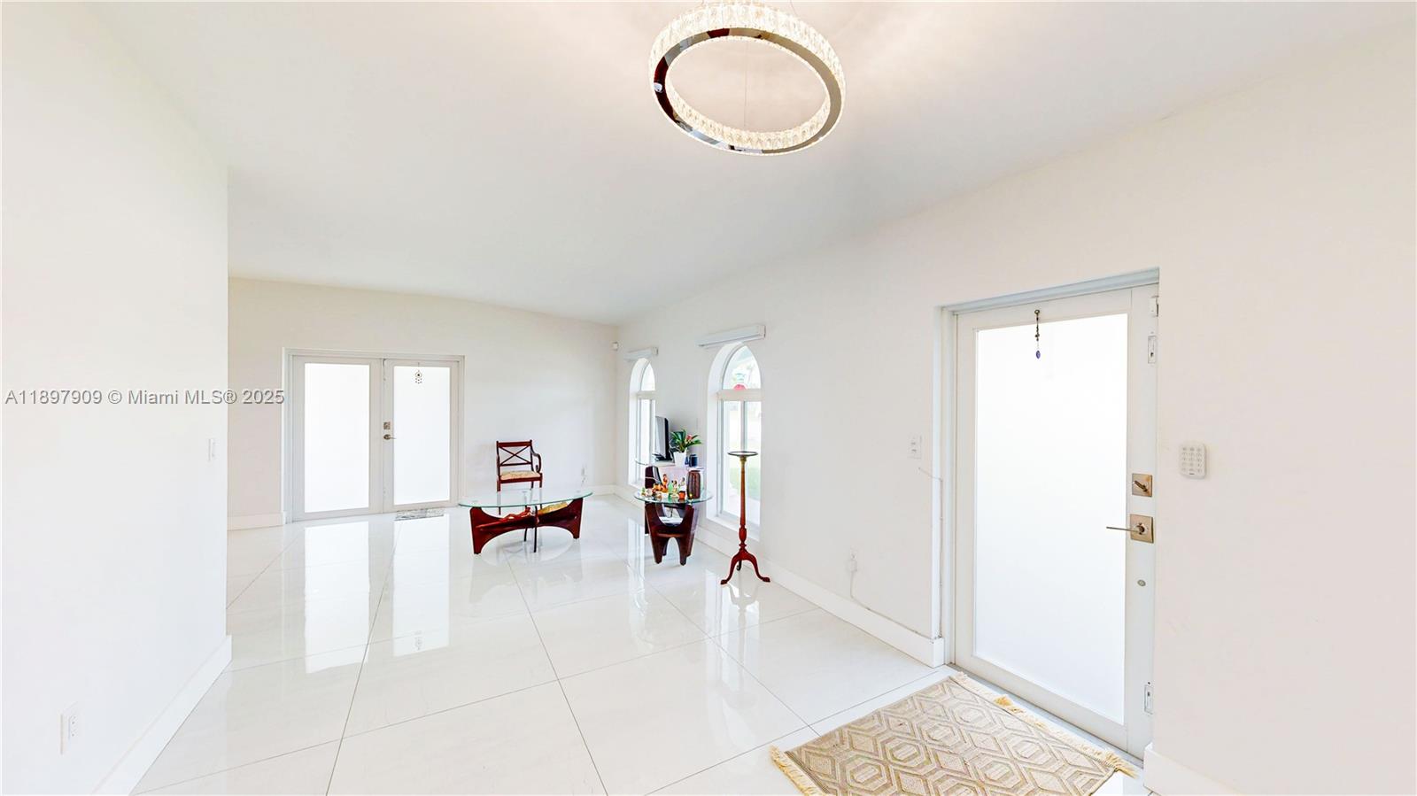 View photos, virtual tours, details... 14760 Lincoln Dr