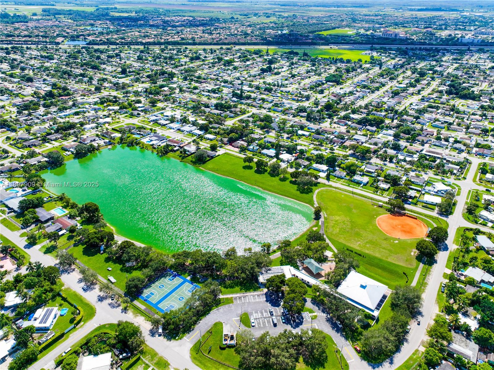 LEISURE CITY SEC 2 - Residential