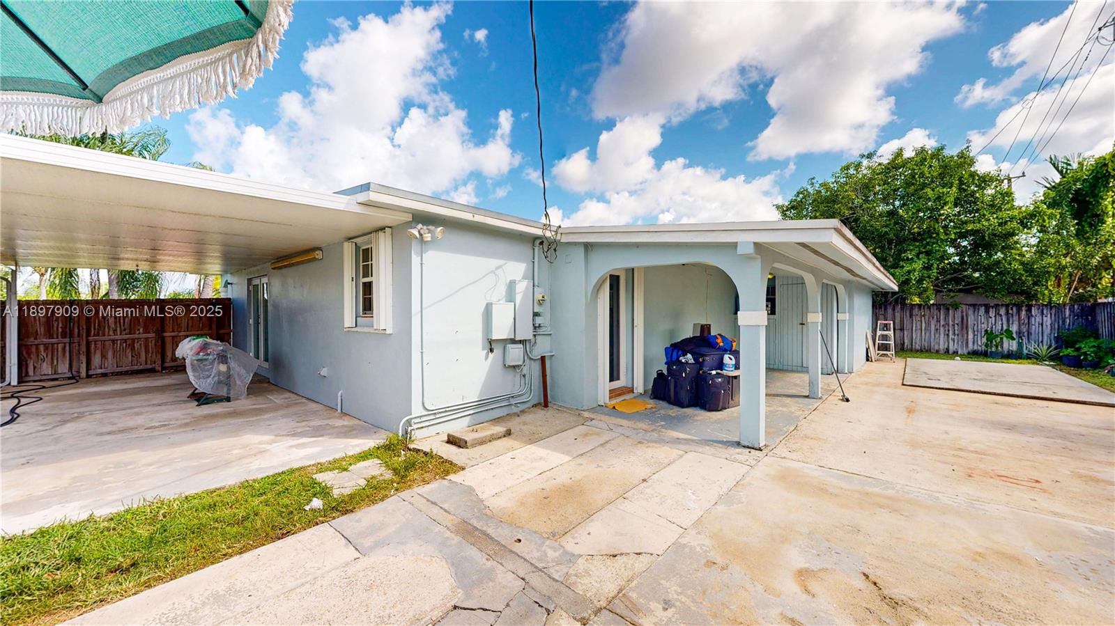 LEISURE CITY SEC 2 - Residential