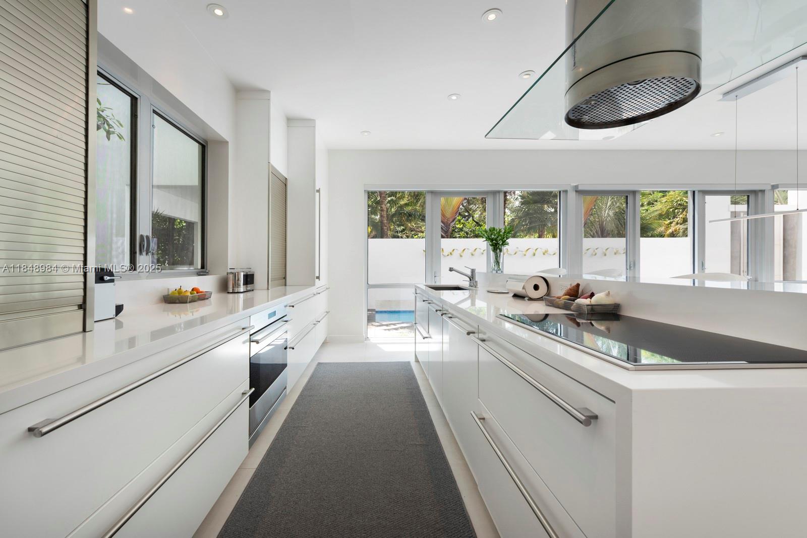 RHODES AMD NEW BISC - Residential