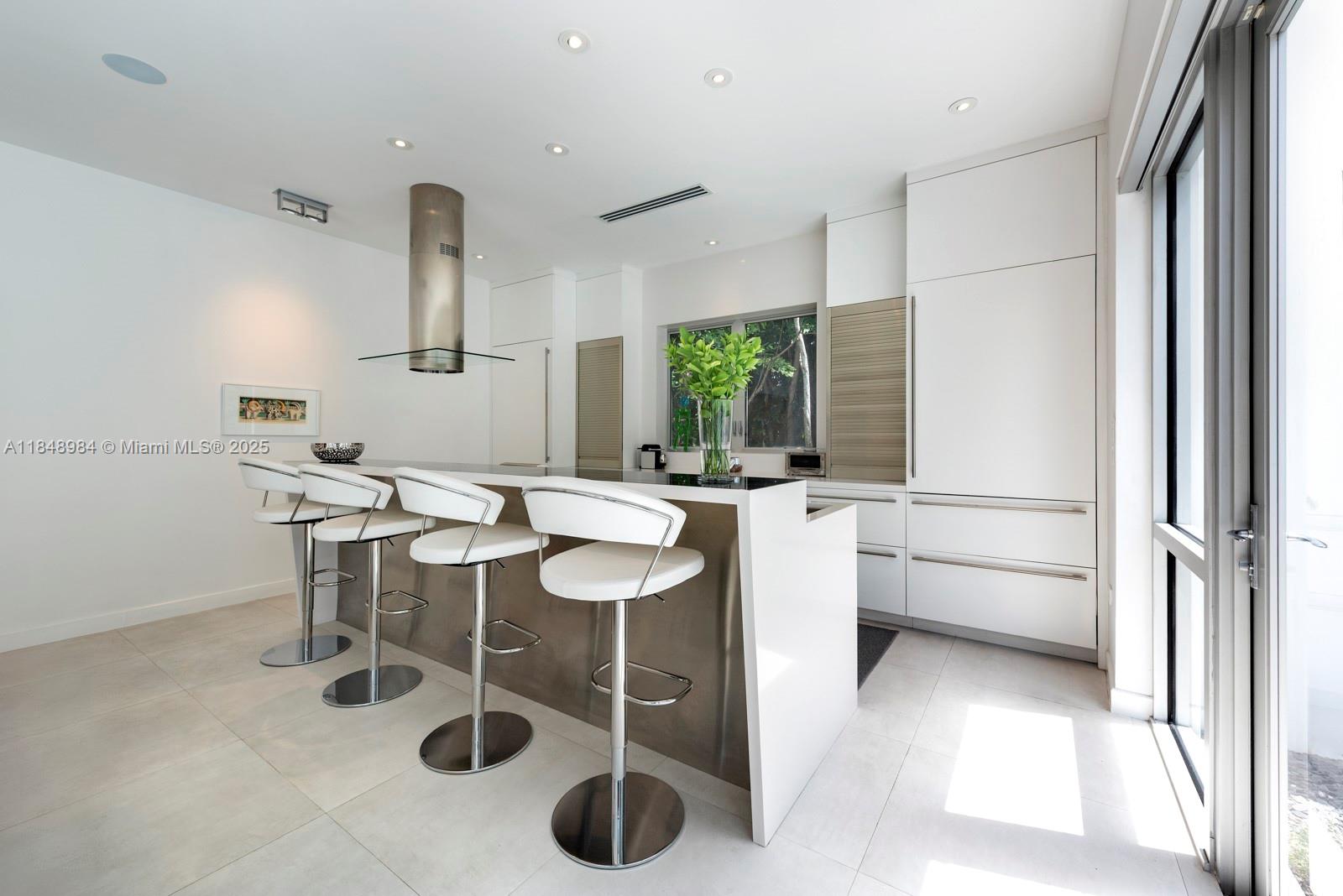 RHODES AMD NEW BISC - Residential