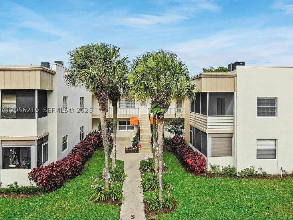 Photo of 899 S Normandy #899, Delray Beach, FL 33484 (MLS # A12056219)