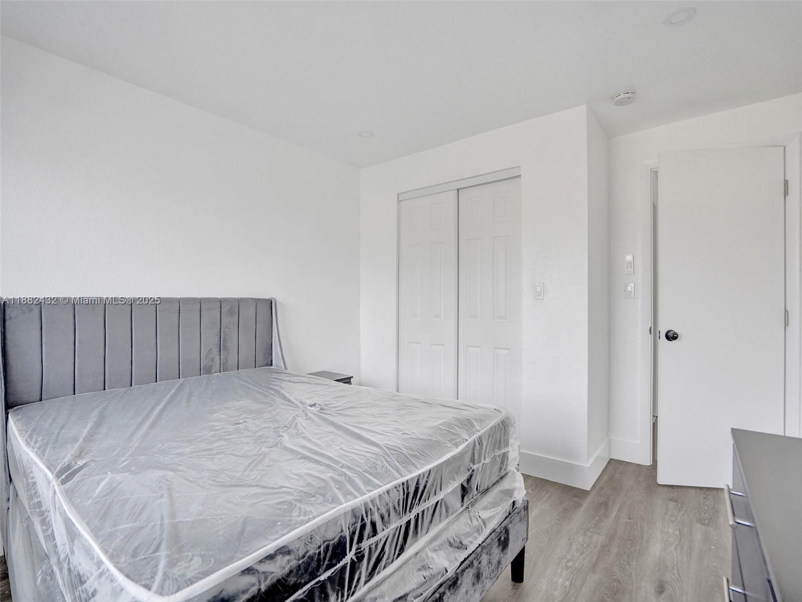 SUN LAND PARK - Residential