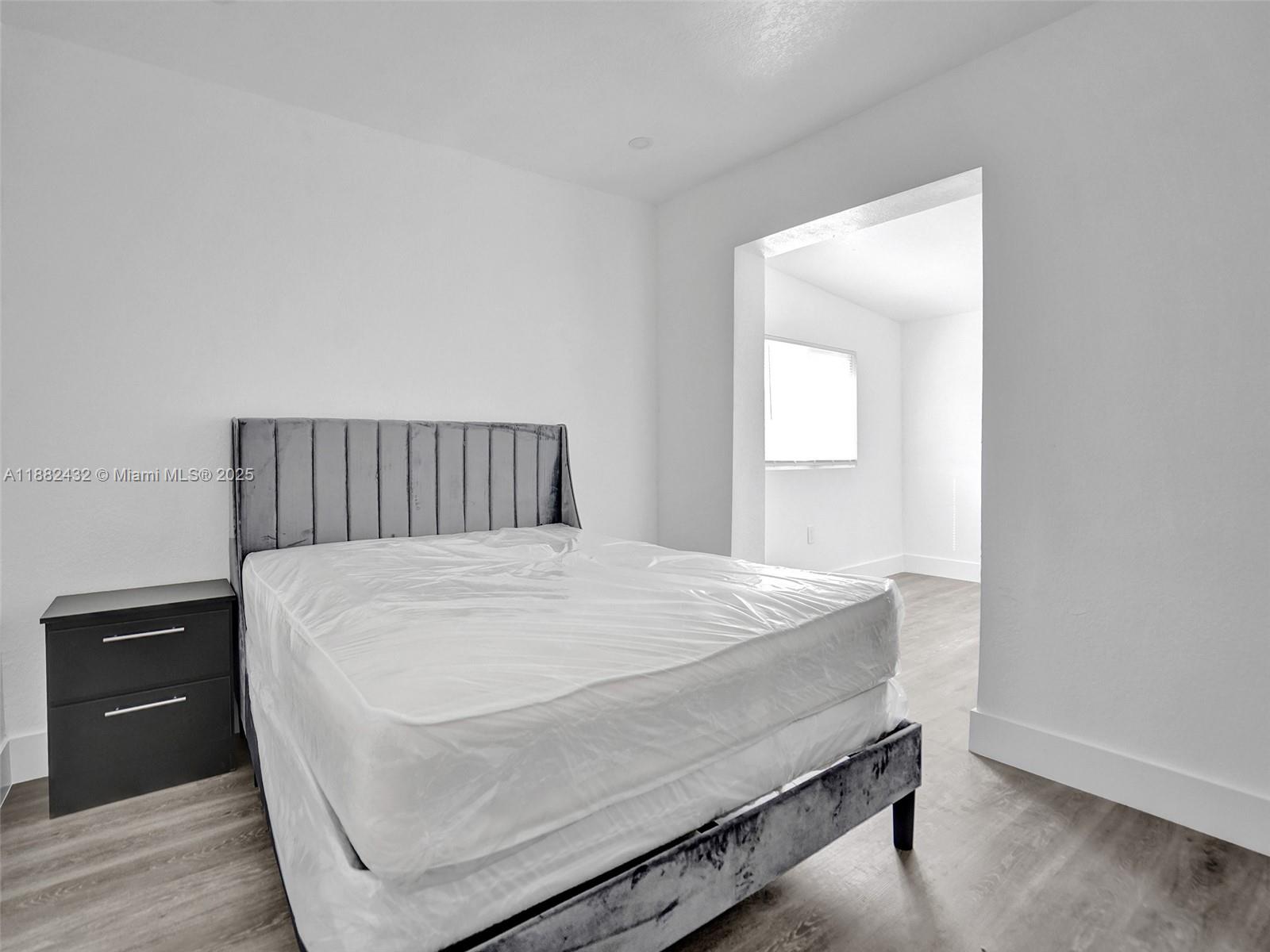 SUN LAND PARK - Residential