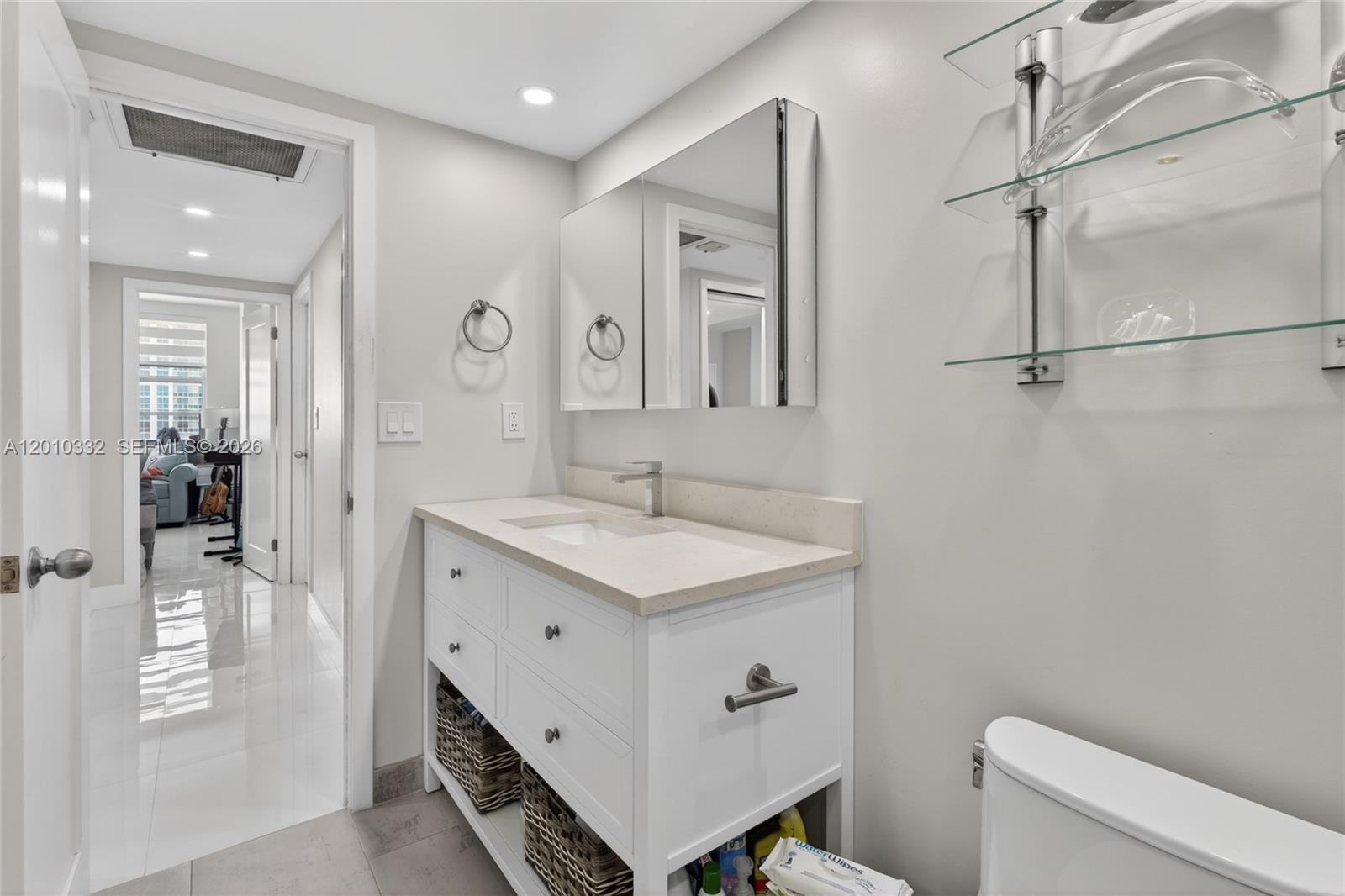 HEMISPHERES CONDO - Residential