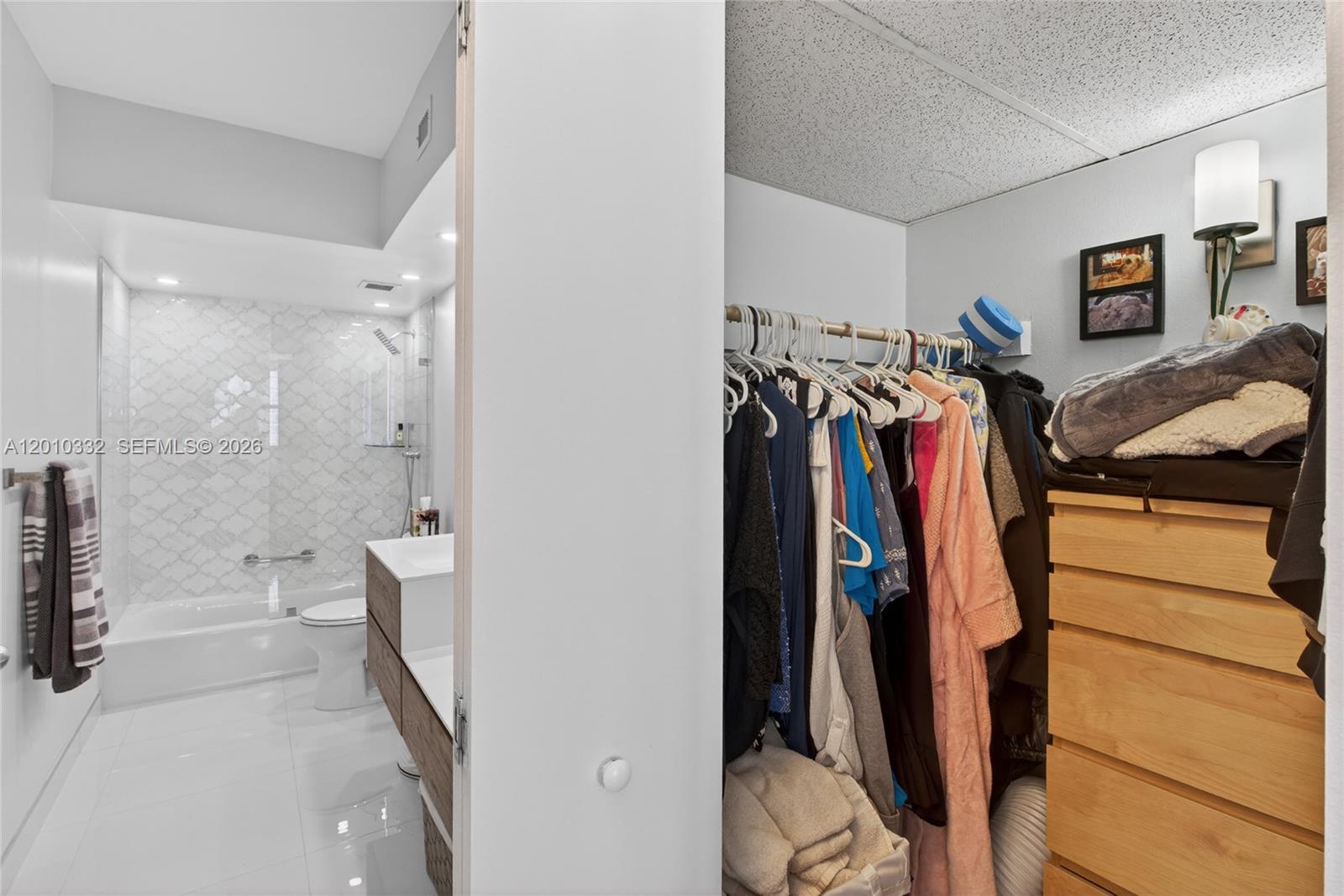 HEMISPHERES CONDO - Residential