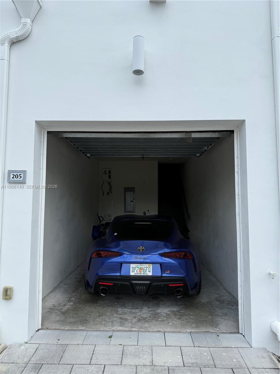 LANDMARK AT DORAL CONDO - Residential