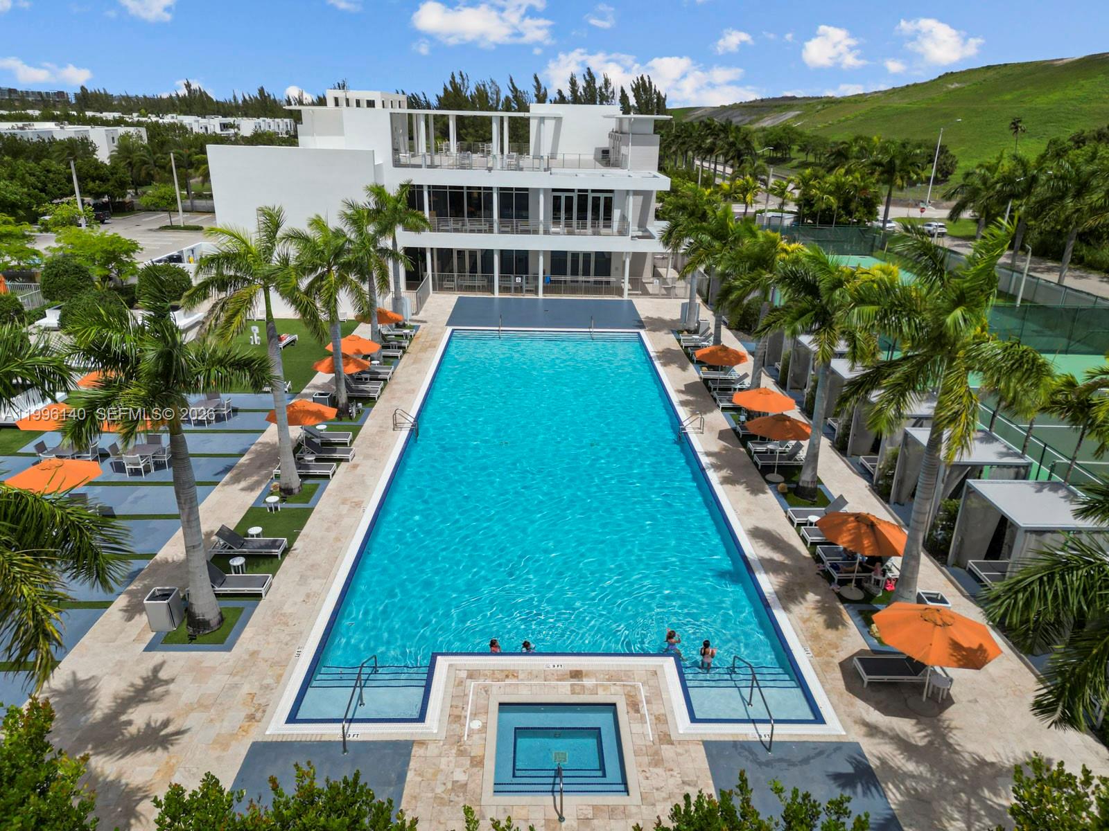 LANDMARK AT DORAL CONDO - Residential