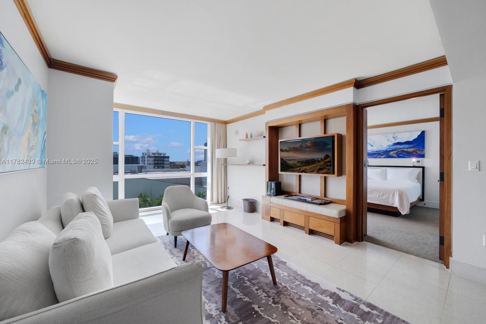 6801 Collins Ave 515