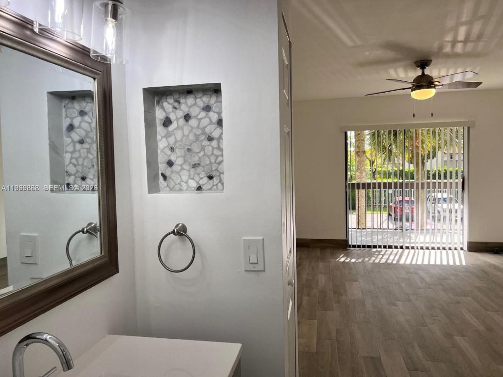 CALUSA CLUB VILG BLDG D S - Residential