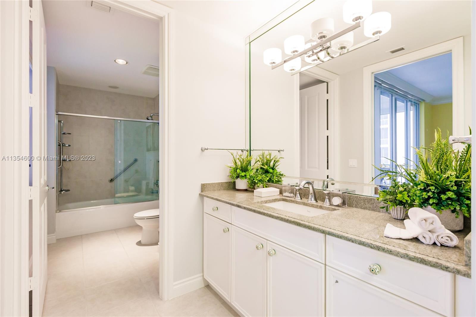 ROYAL MARCO POINT II - Residential