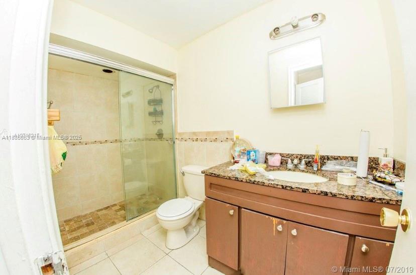 WINDERMERE CONDO NUMBER O - Residential Lease