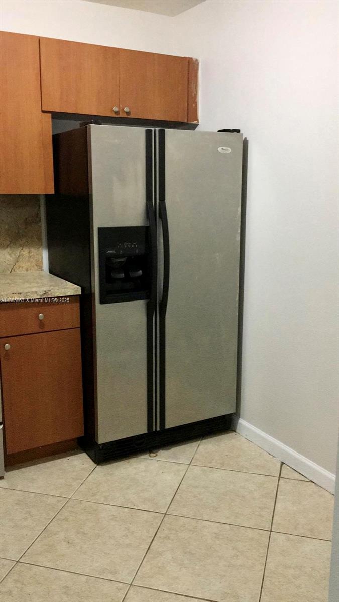 WINDERMERE CONDO NUMBER O - Residential Lease