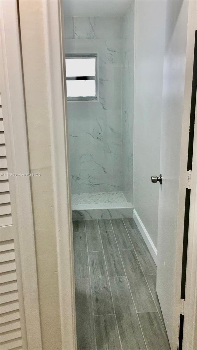 WINDERMERE CONDO NUMBER O - Residential Lease
