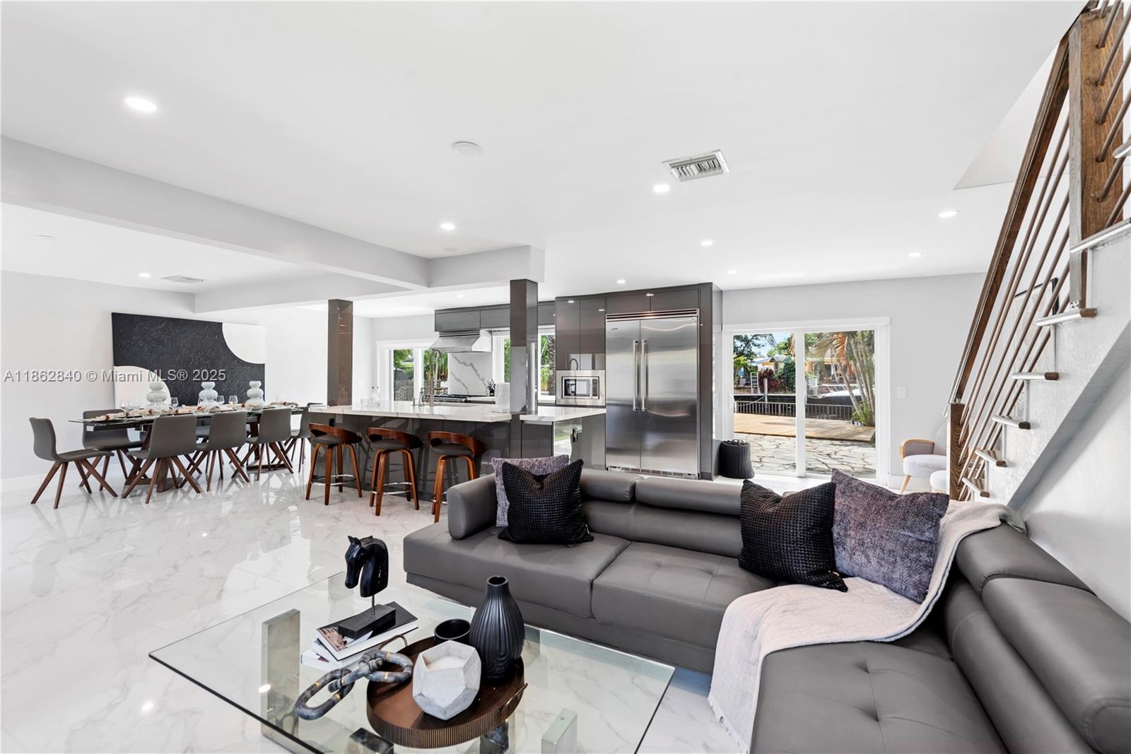 BOSSERT ISLES - Residential Lease