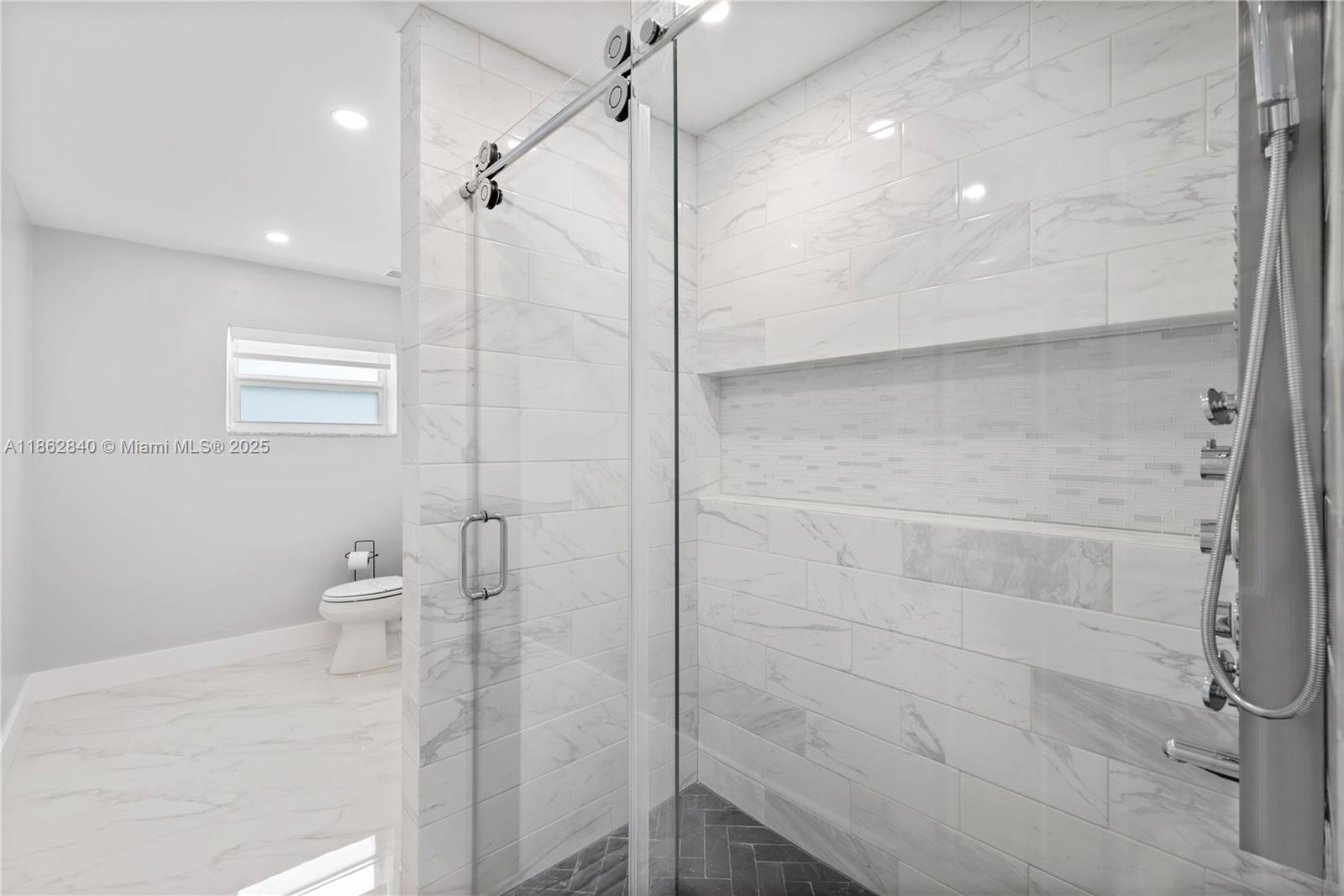 BOSSERT ISLES - Residential Lease