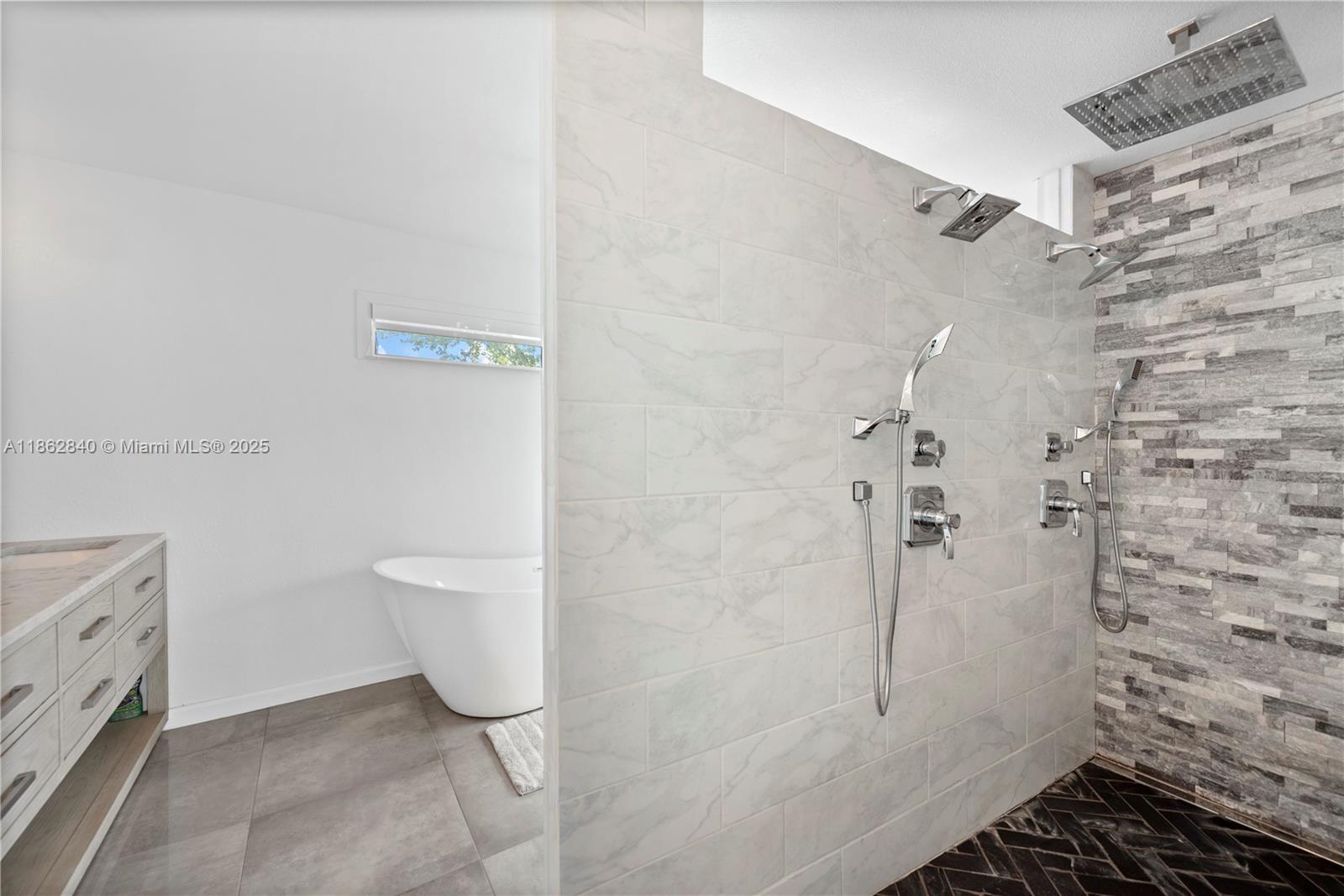 BOSSERT ISLES - Residential Lease