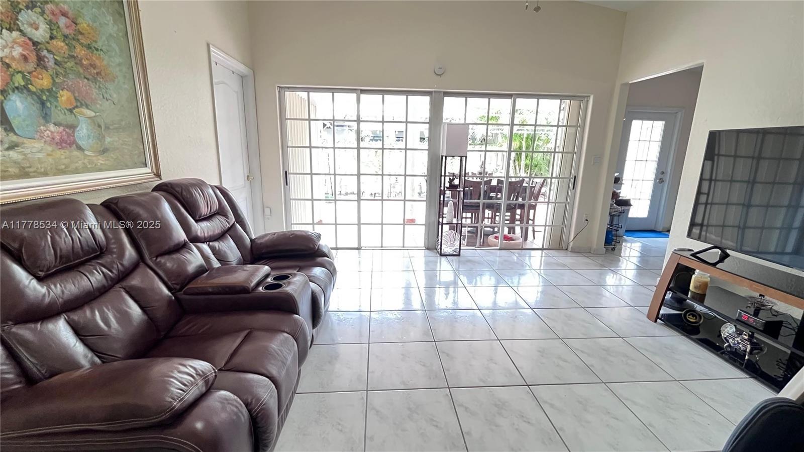 SERENITY POINT - Residential