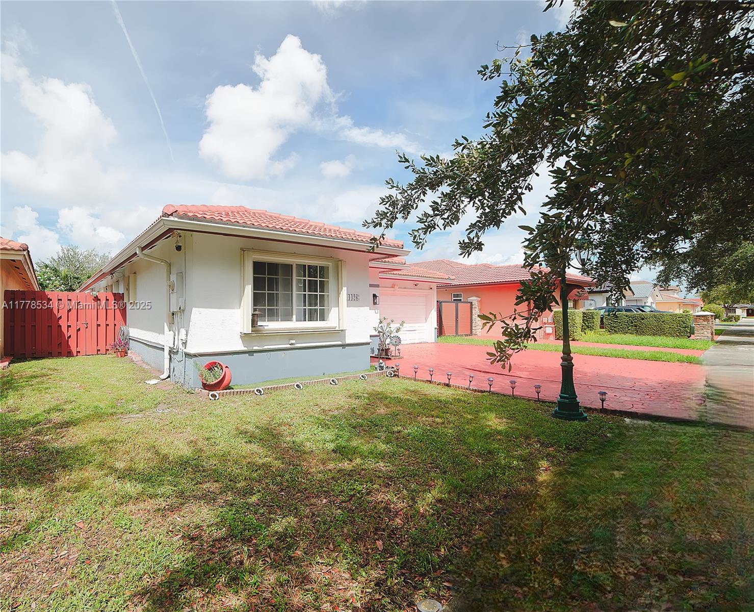 Listing image 6