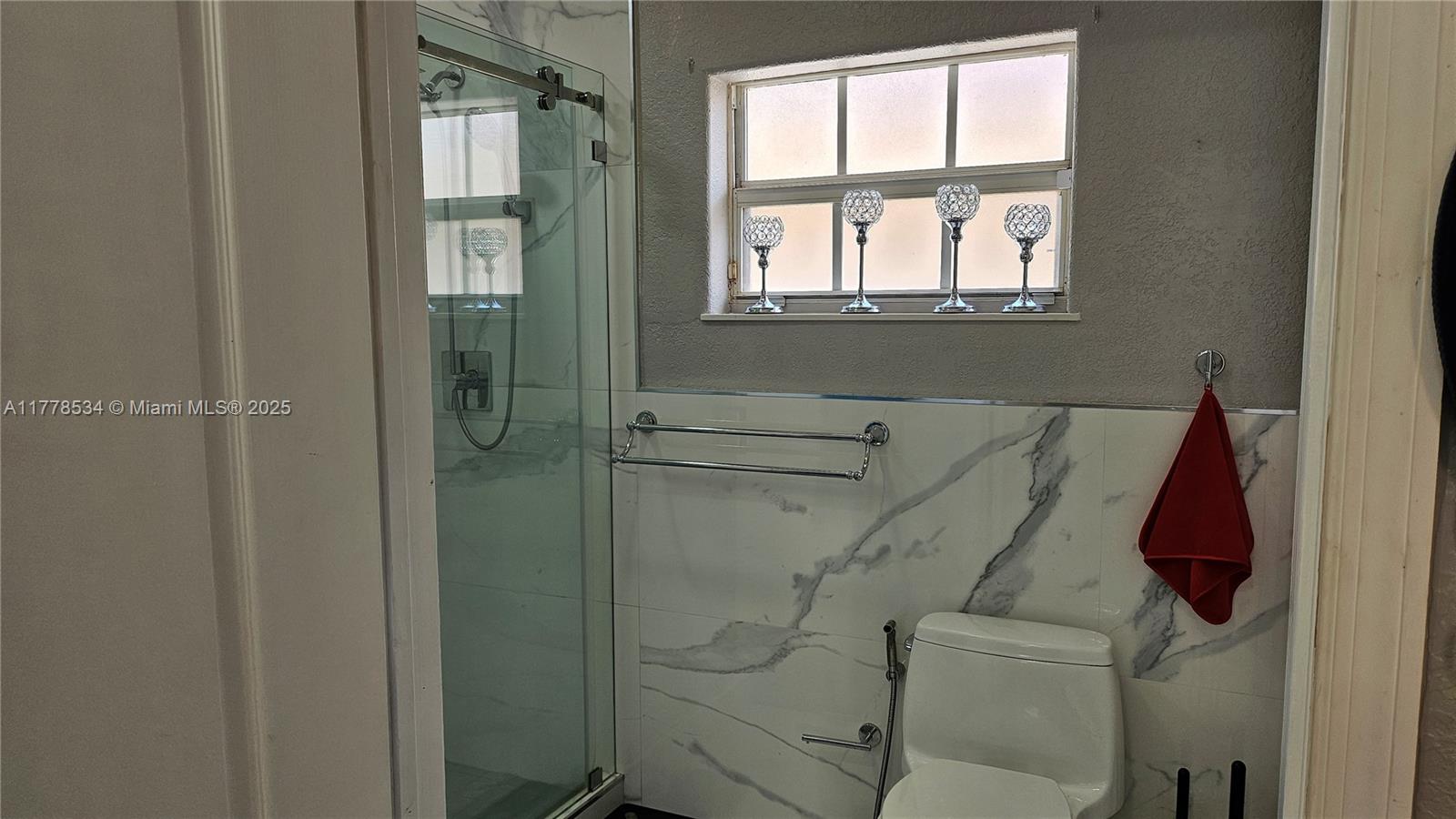 SERENITY POINT - Residential