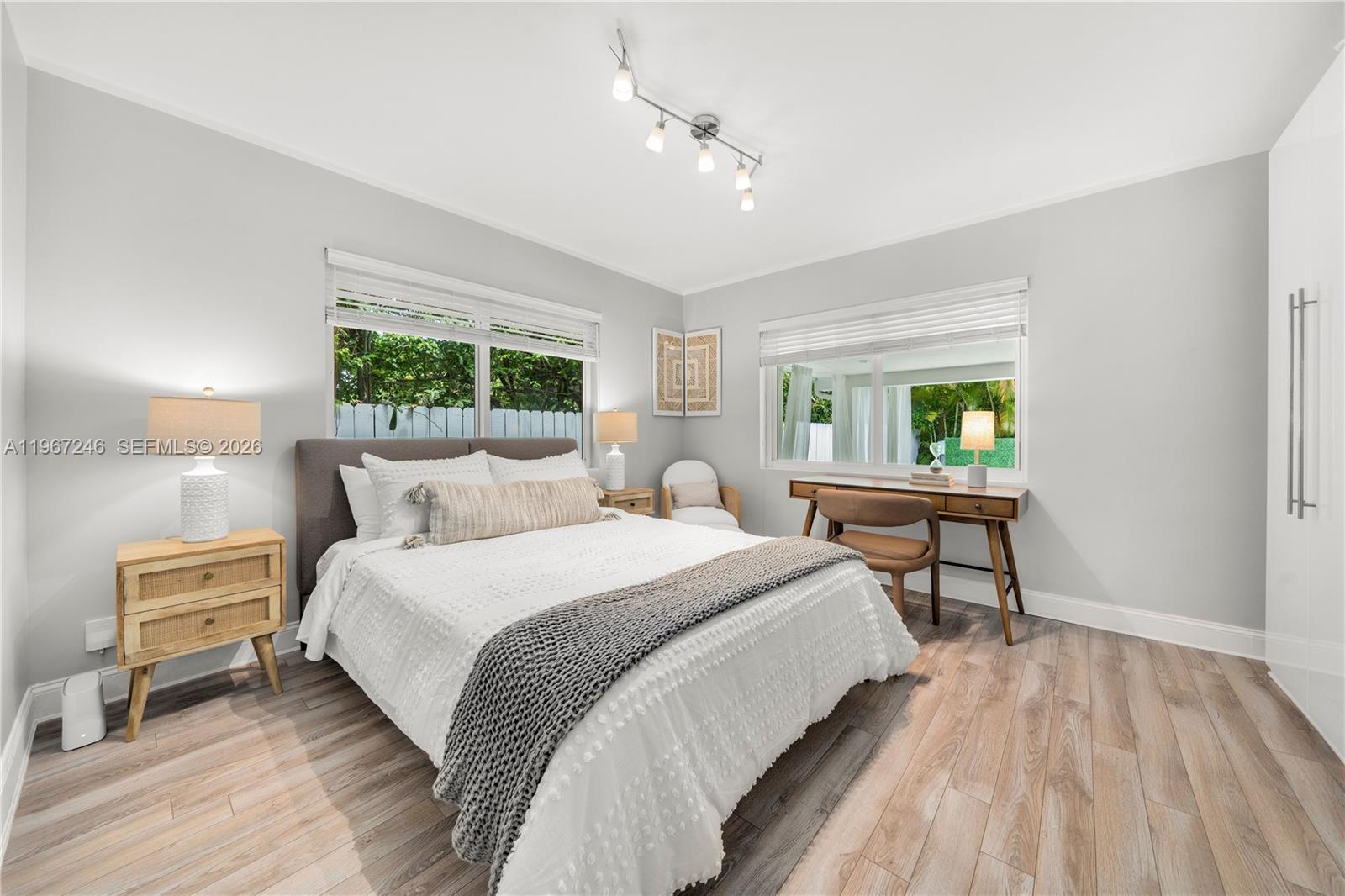 LAKE VIEW HEIGHTS SUB - Residential