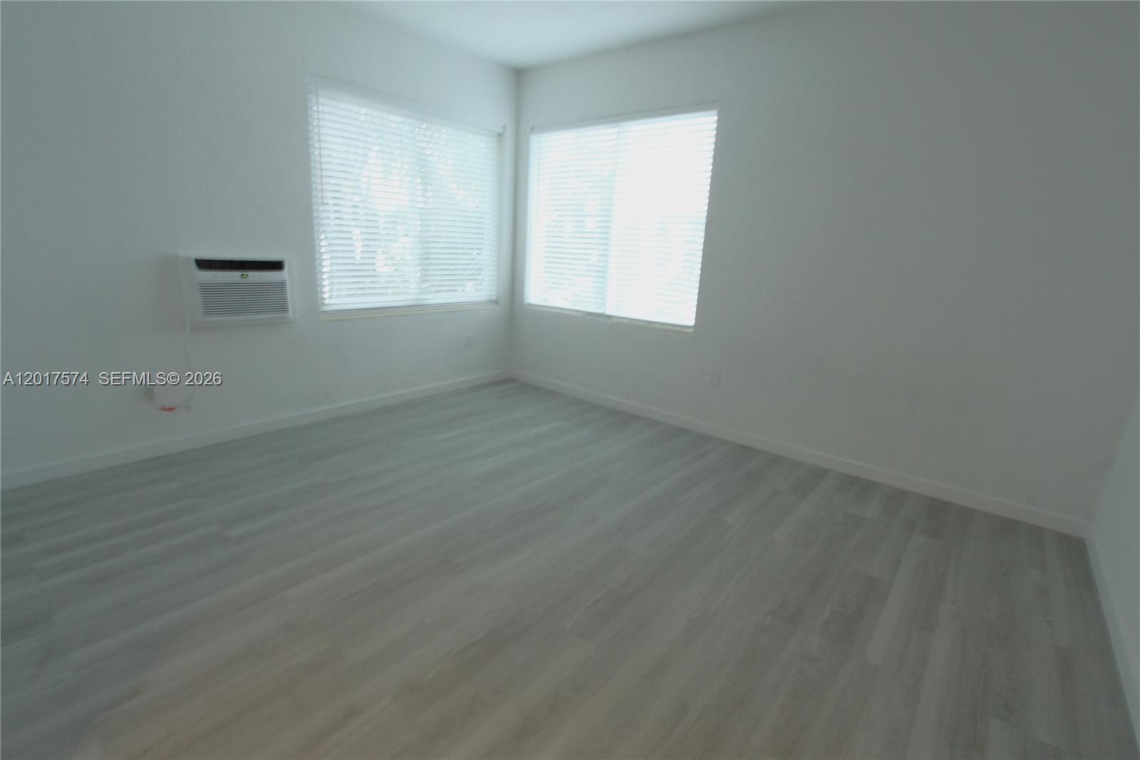 1115 Euclid Ave 17