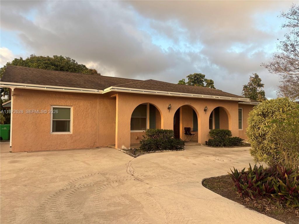 Photo of 11055 NW 27th Pl, Sunrise, FL 33322 (MLS # A11972628)