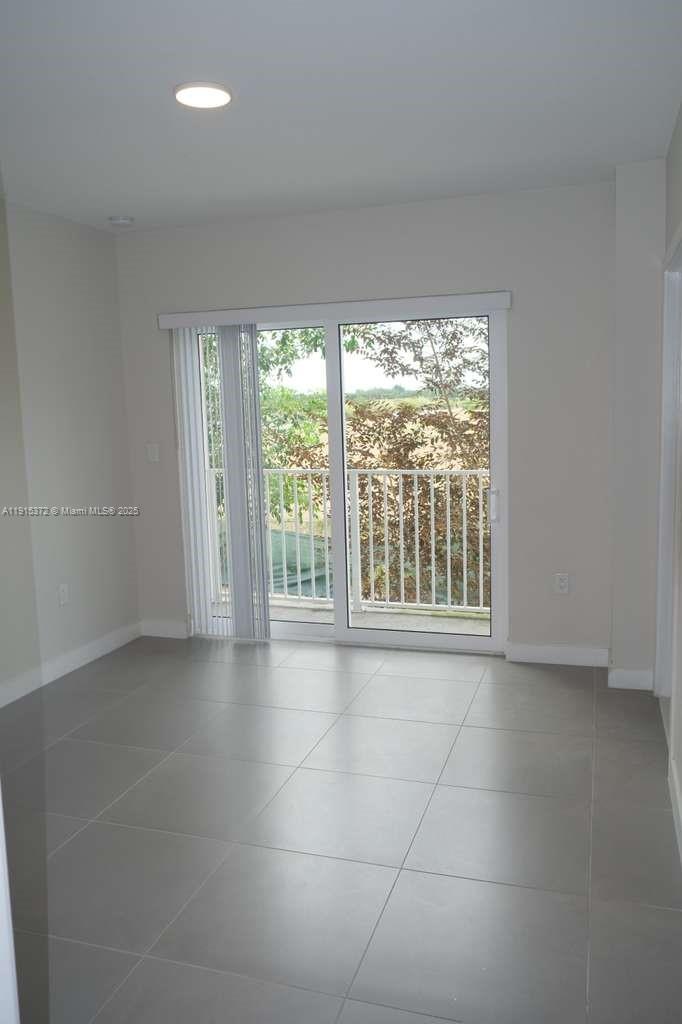 PARADISE ONE - Residential