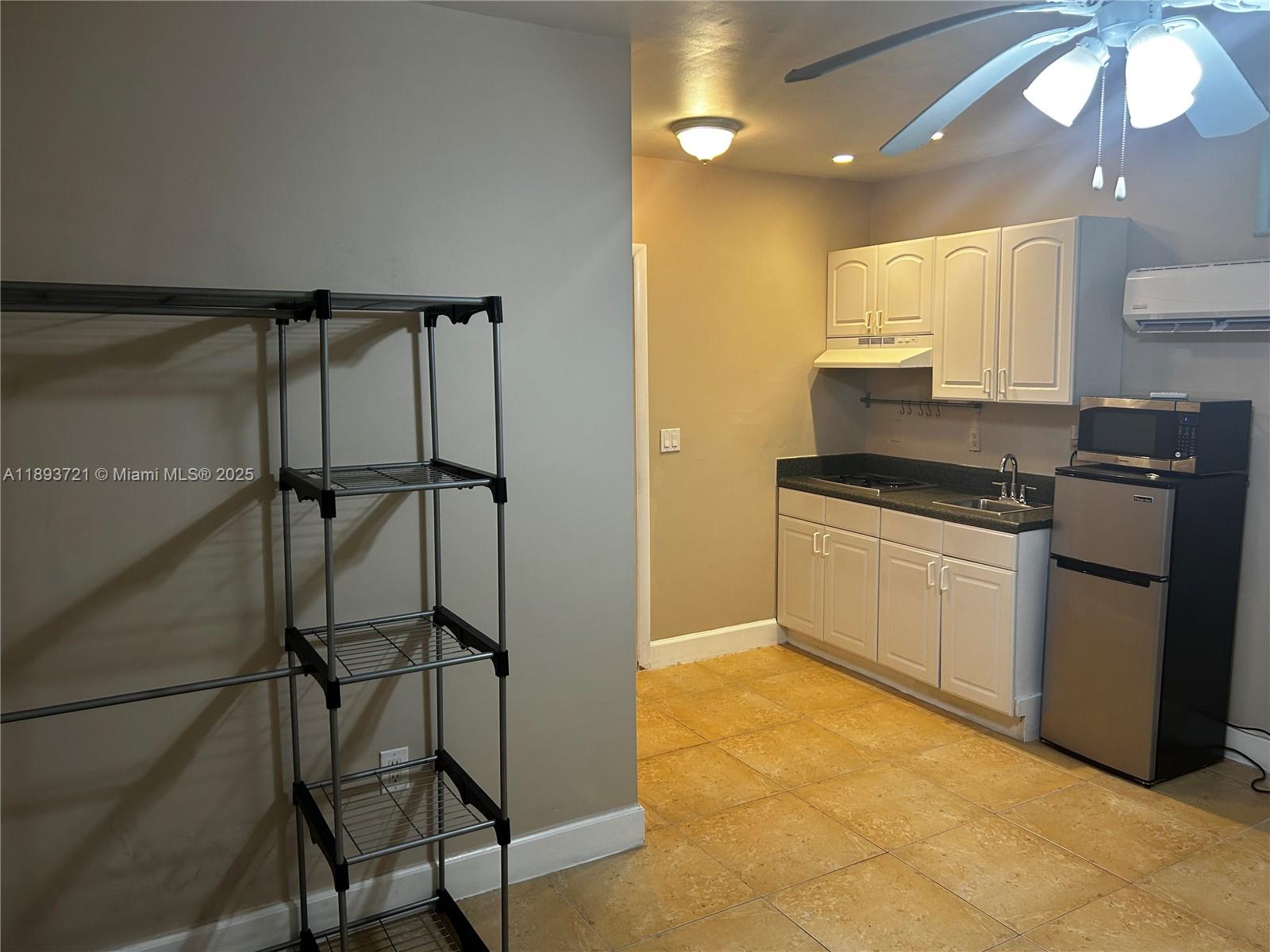 HIDDEN FOREST ESTATES - Residential Lease