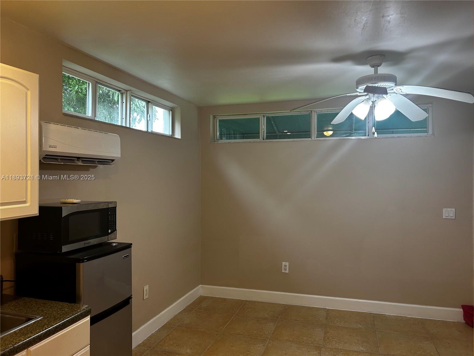 HIDDEN FOREST ESTATES - Residential Lease